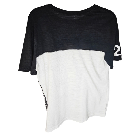 0032 Disney Mickey Mouse 28 Graphic Tee Short Sleeve Black White Size Small - Picture 2 of 11